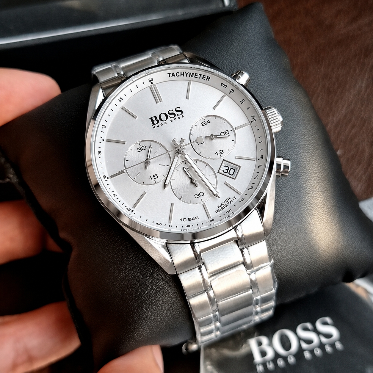 ساعة BOSS Chronograph Watch – Silver Bracelet لون سيلفر واسود وازرق