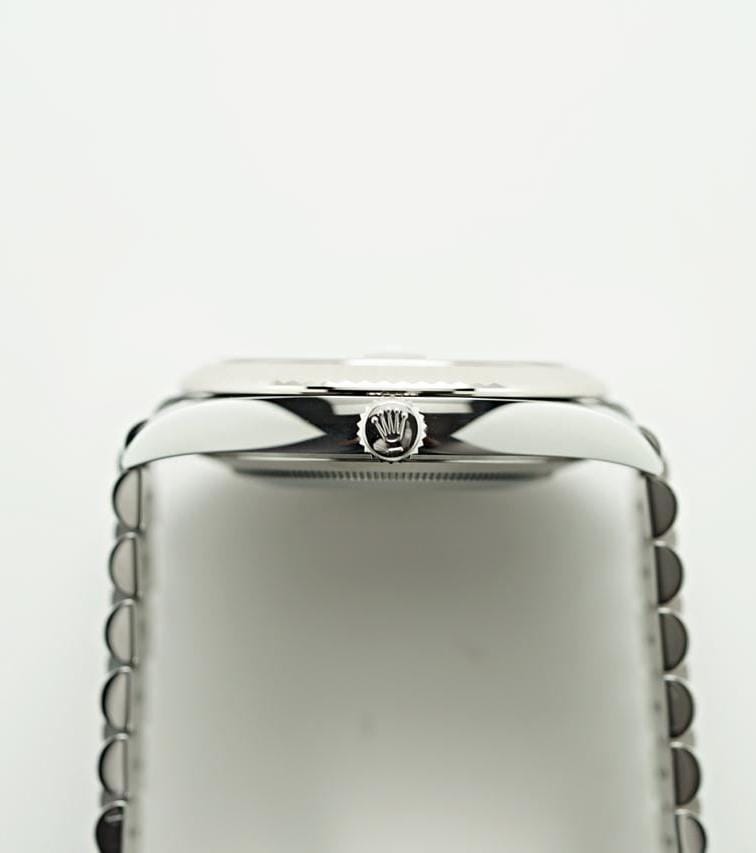 ساعة Rolex Datejust Watch – Roman Numerals, Silver Oyster Bracelet & Transparent Case Back